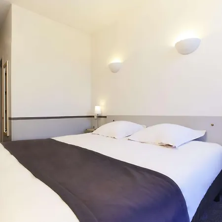 Kyriad Centre Hotel 3*