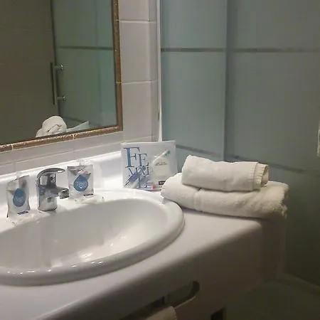 Kyriad Centre Hotel