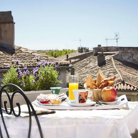 Kyriad Centre Hotel Nimes