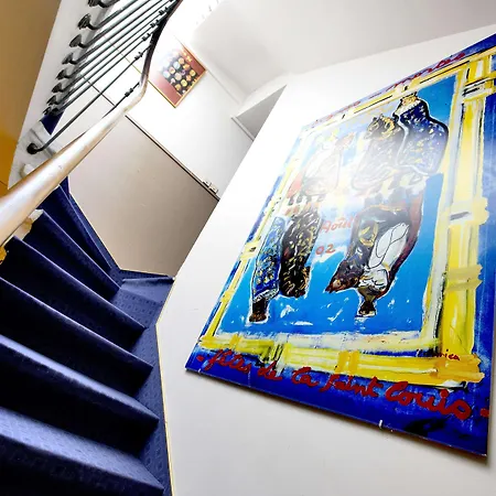 Hotel Kyriad Centre 3*