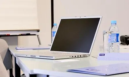 Plazza Отель Ним