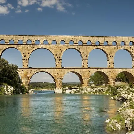 Hotel Kyriad Centre Nimes