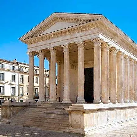 Plazza فندق