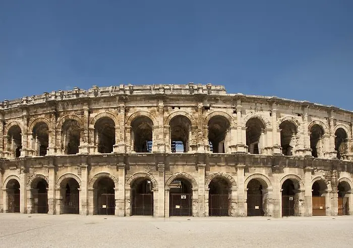 Plazza ホテル ニーム